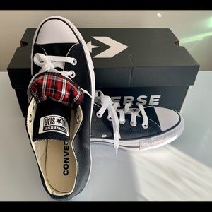 Converse - Women's Chuck Taylor